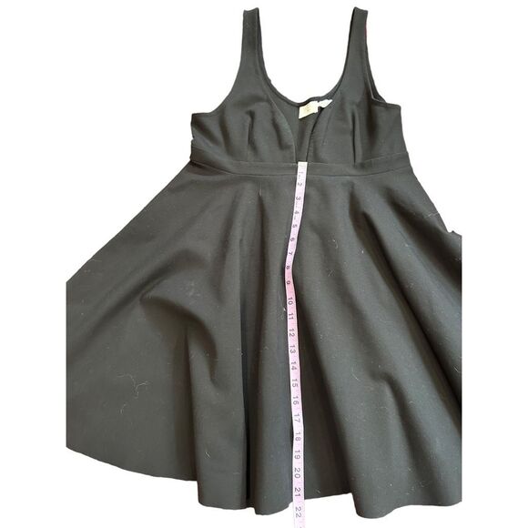 Alice & Uo Scoop Neck Fit and Flare Mini Black Dress Large V-Neck Sexy Date - Picture 8 of 9